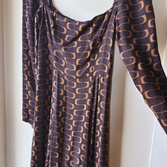 Reformation Sigmund Dress in Linguini - Picture 6 of 9